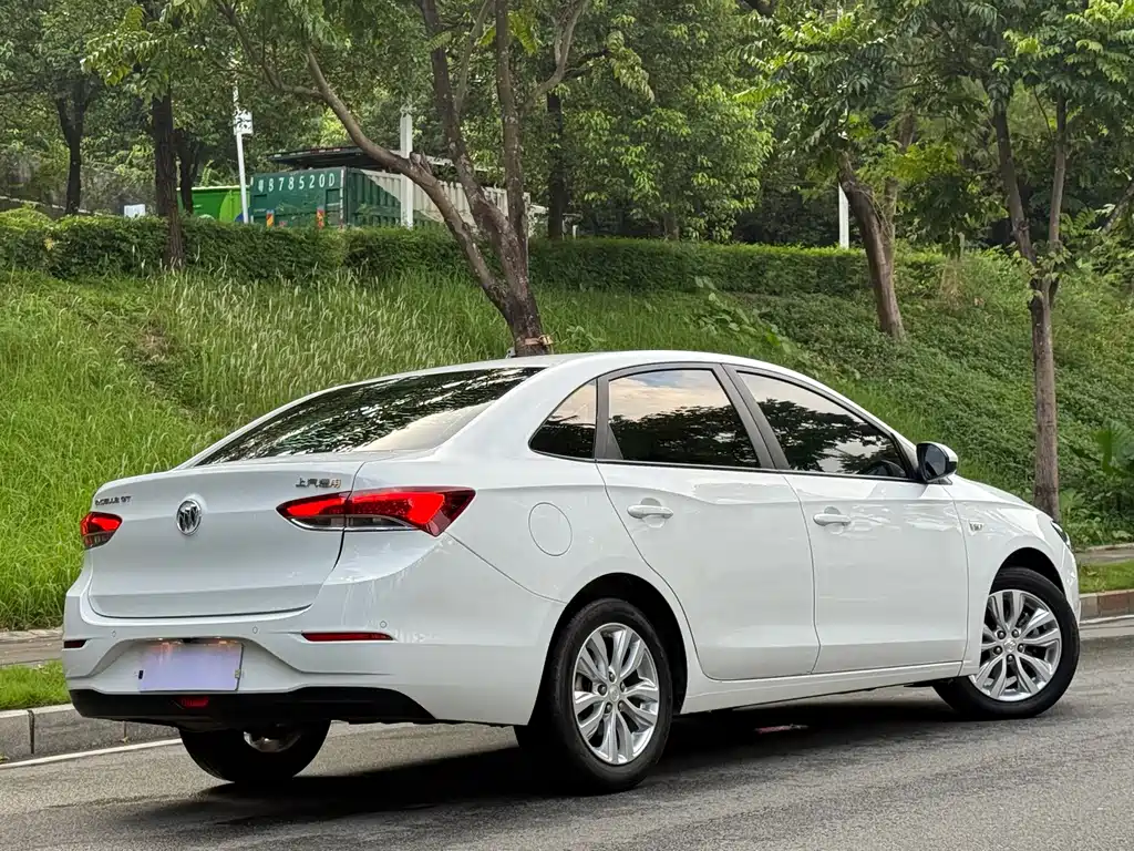 Buick Excelle — миниатюра 5