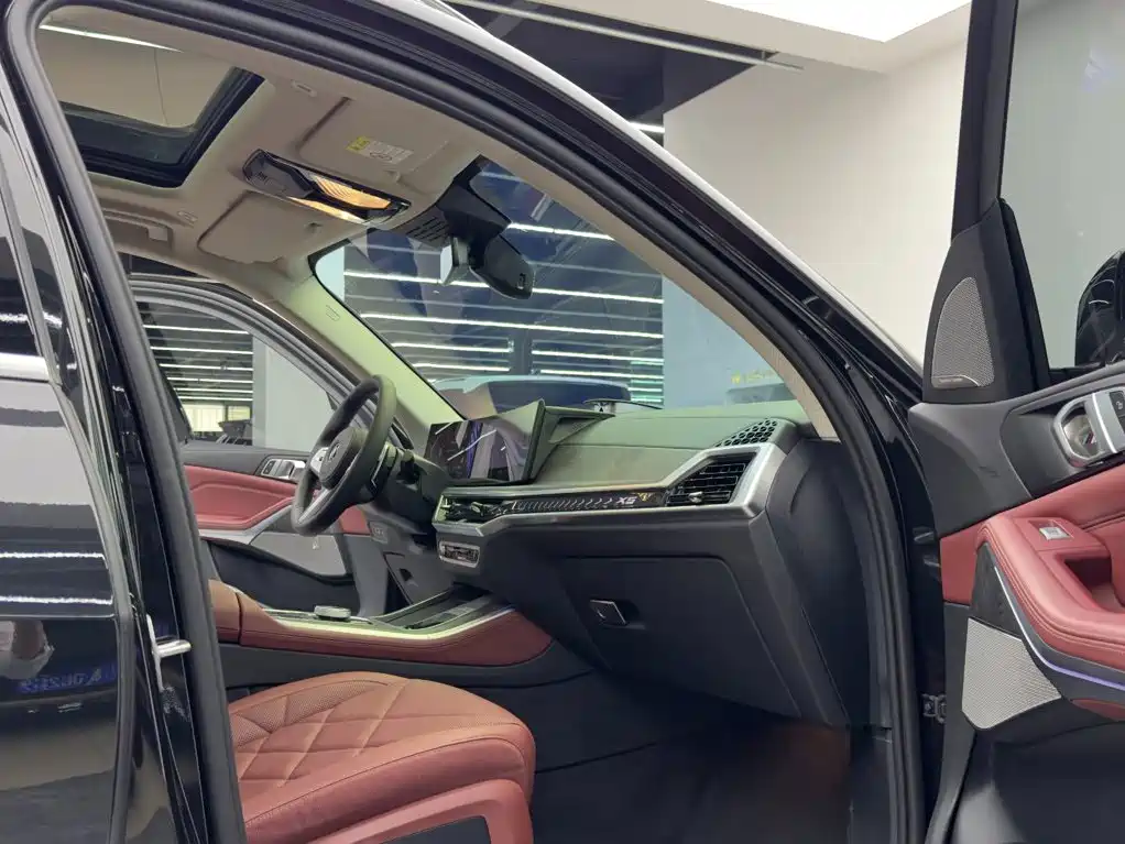 BMW X5 — миниатюра 10