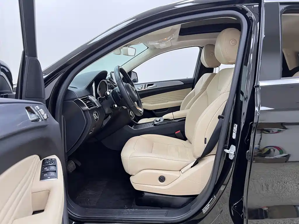 MERCEDES-BENZ GLE COUPE