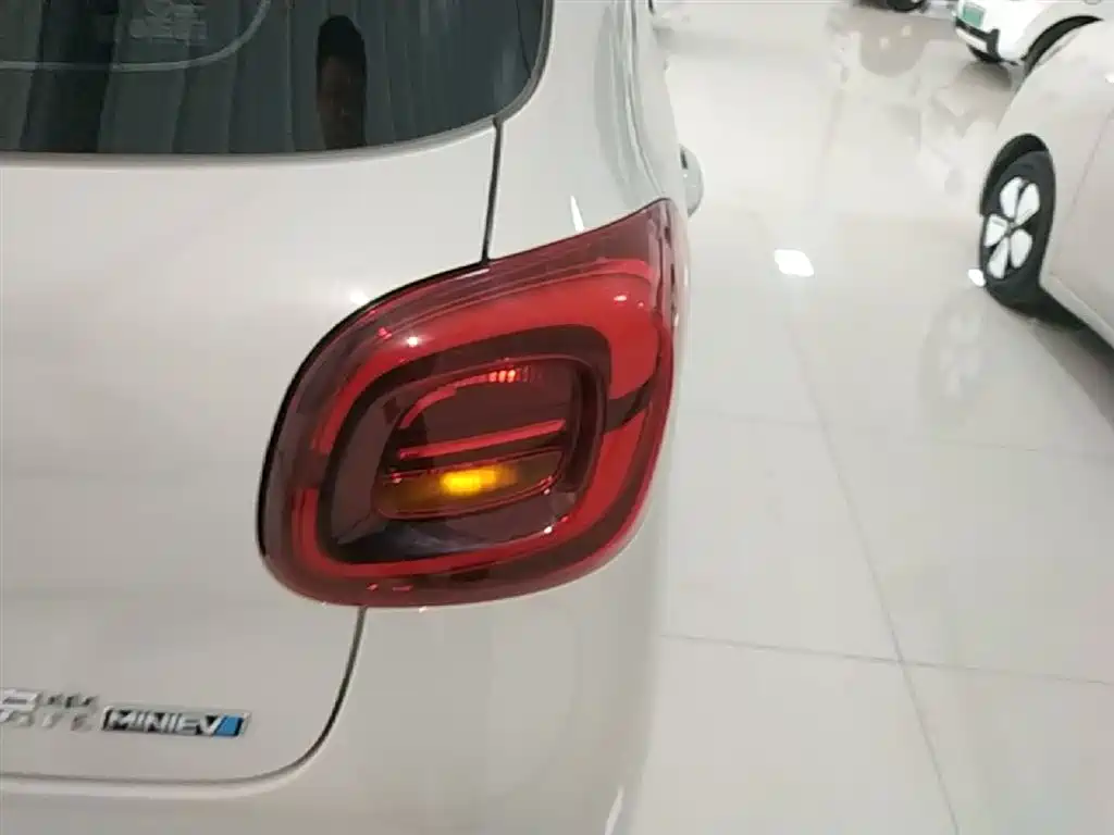 Wuling Mini EV MINIEV 2025