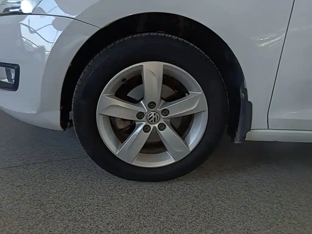 Volkswagen Santana — миниатюра 23