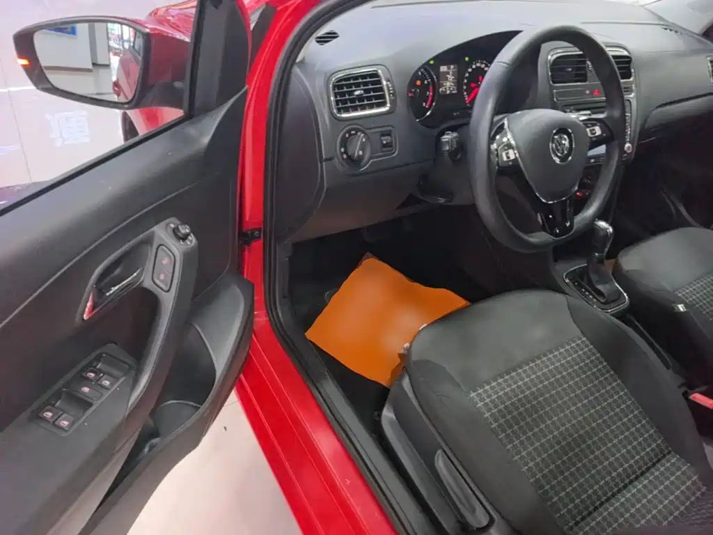 Volkswagen Polo — миниатюра 16