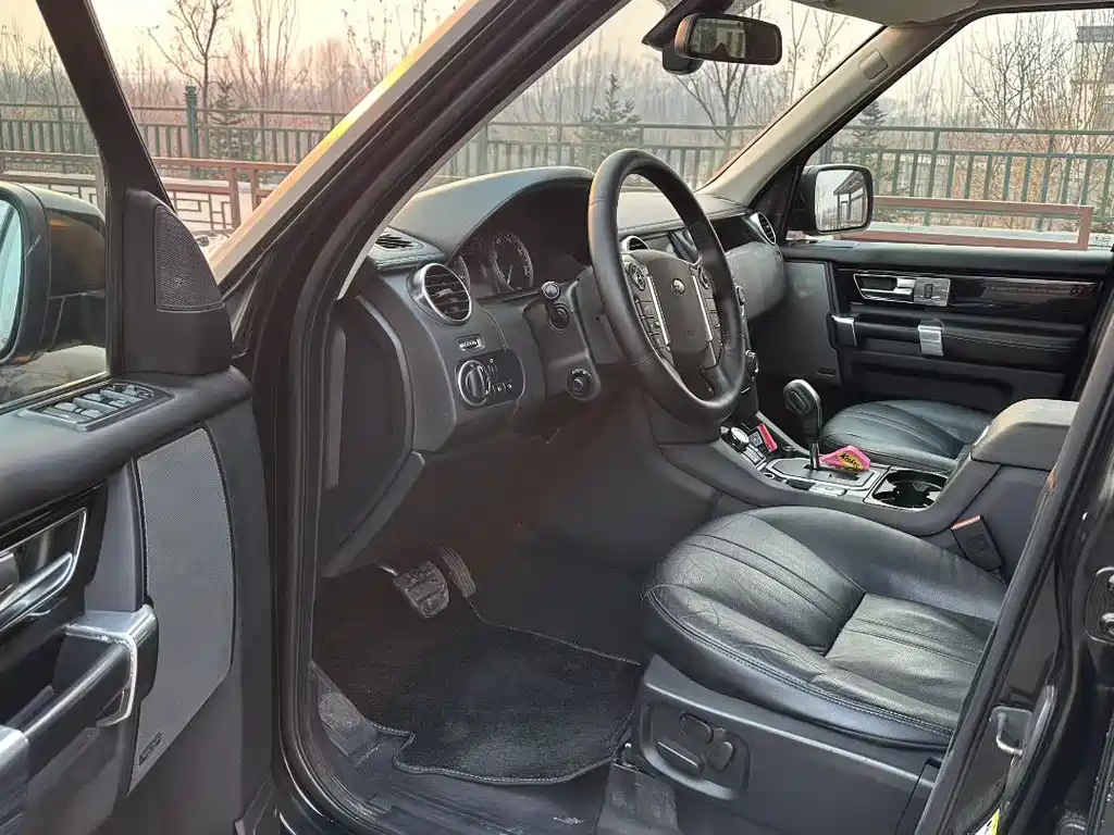 Land Rover Discovery 2011 5.0 V8 HSE