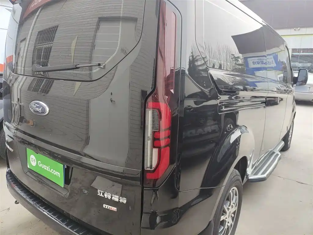 Ford Transit 2023 2.0T AT 7/8/9 мест