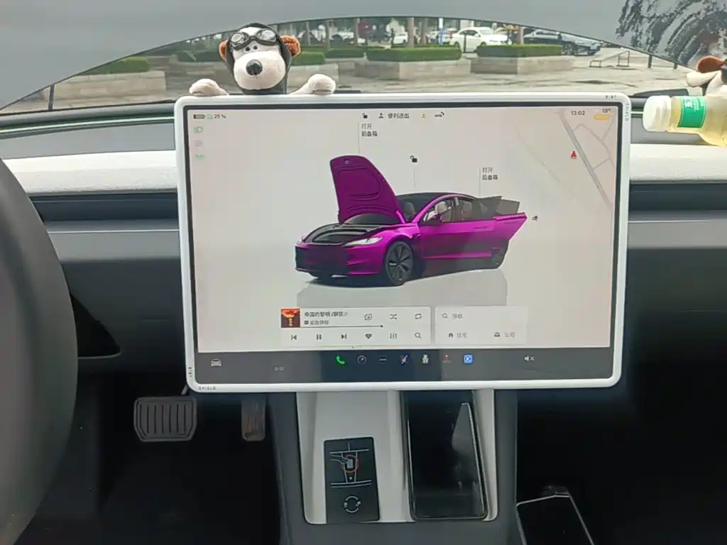 Tesla Model 3 — миниатюра 13
