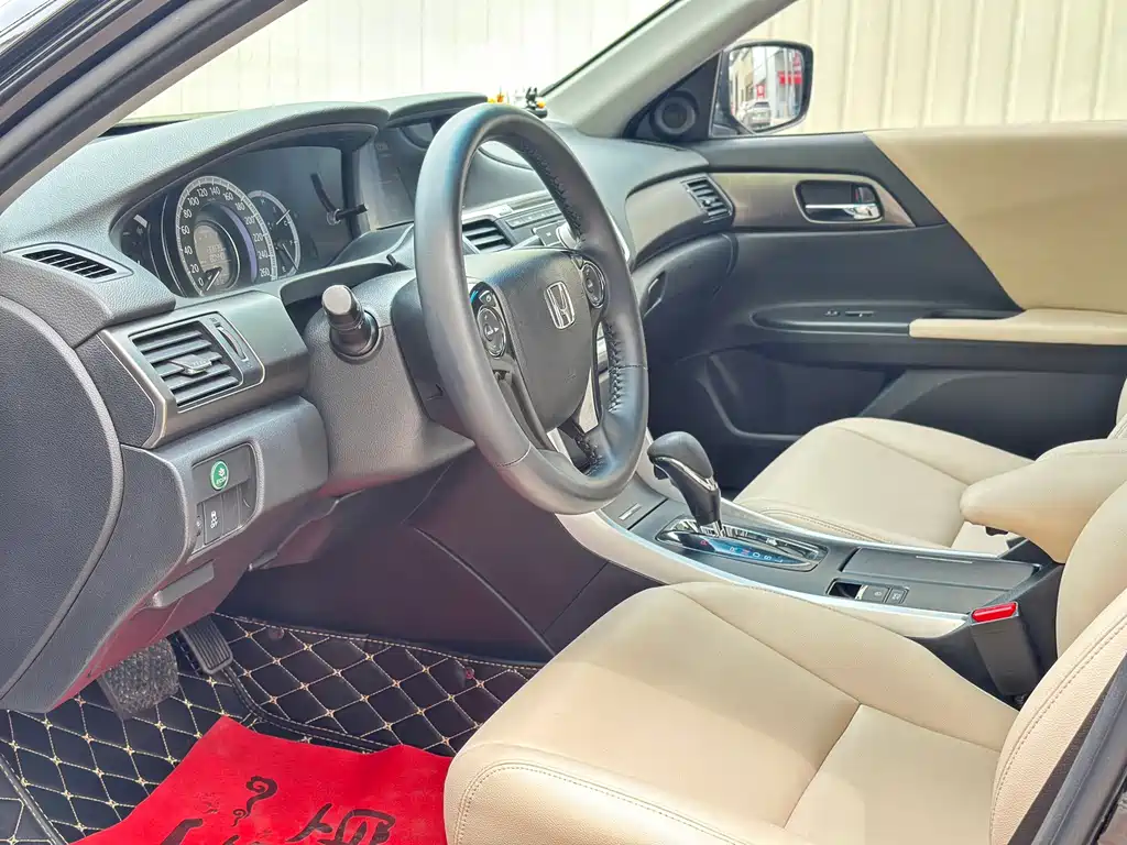 Honda Accord — миниатюра 10