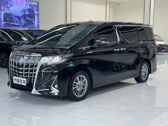 TOYOTA ELFA 2020