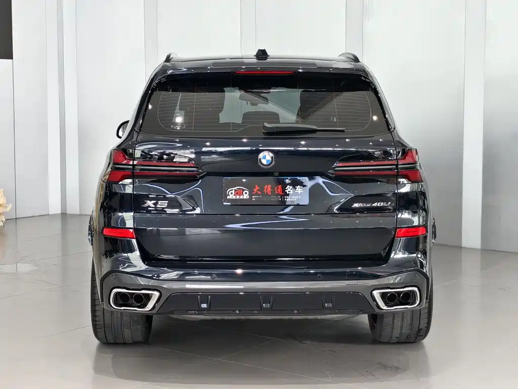 BMW X5 2023 xDrive 40Li M Sport