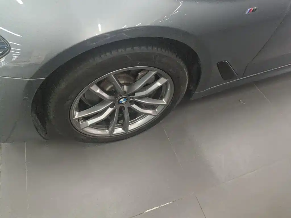 BMW 5 Series (Import) — миниатюра 23