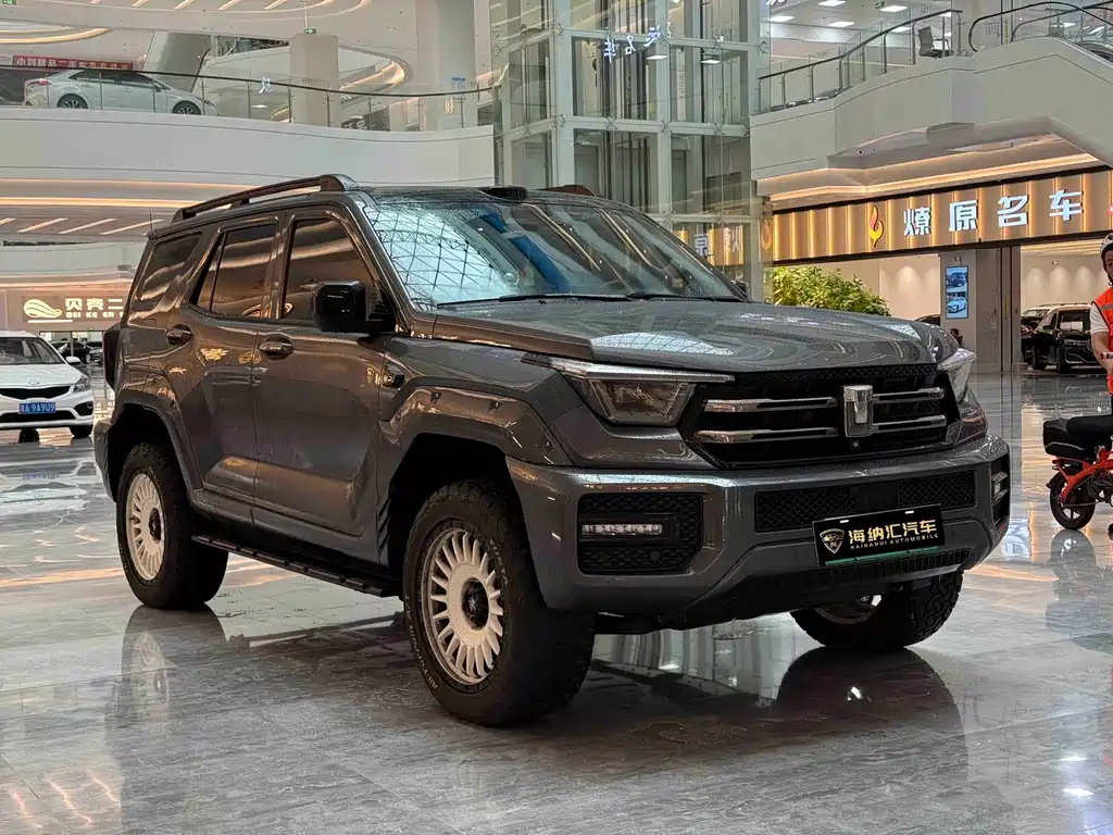 Tank Tank 400 New Energy — миниатюра 3
