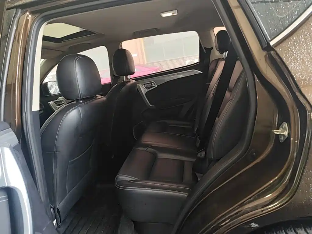 Geely Vision X6 — миниатюра 17