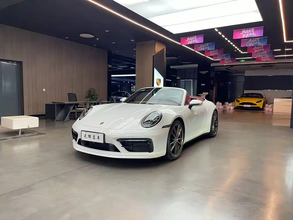 Porsche 911