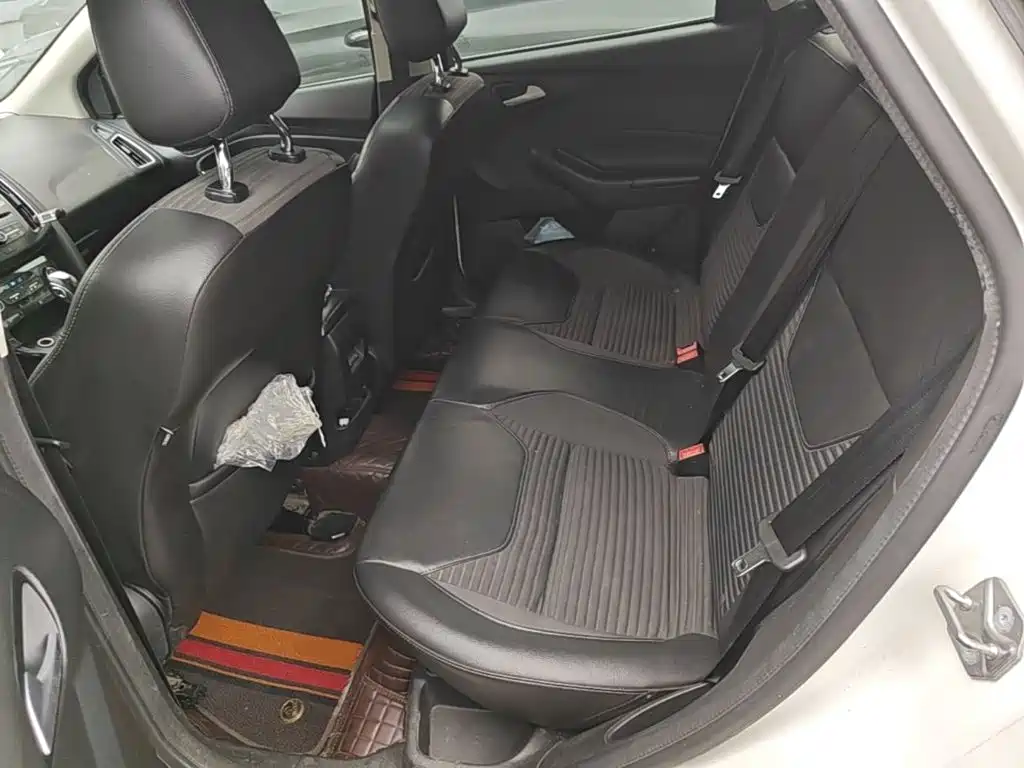 Ford Focus — миниатюра 17
