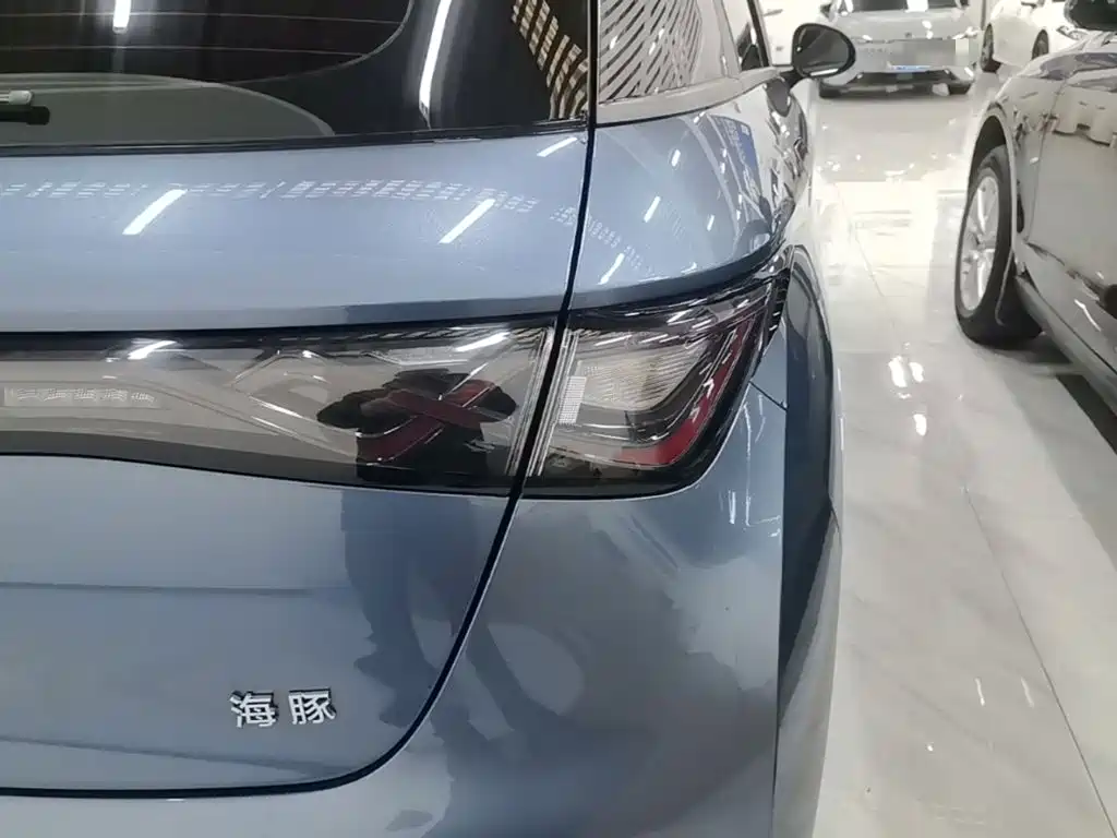 BYD Dolphin — миниатюра 8