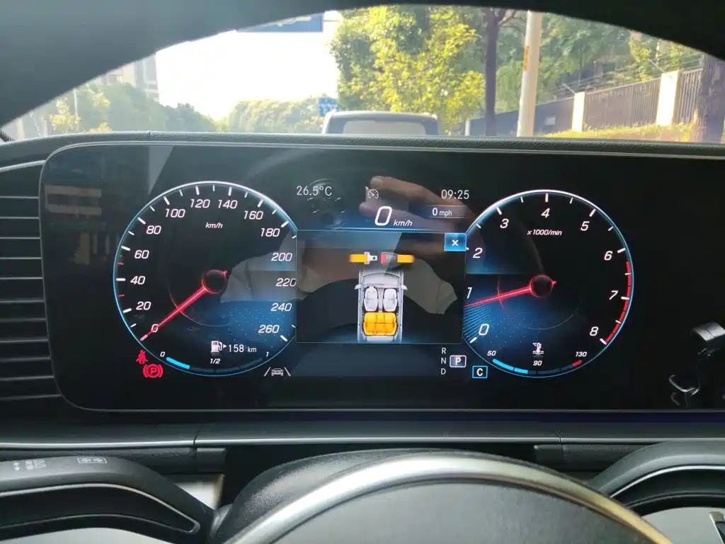 Mercedes-Benz GLE Coupe — миниатюра 13