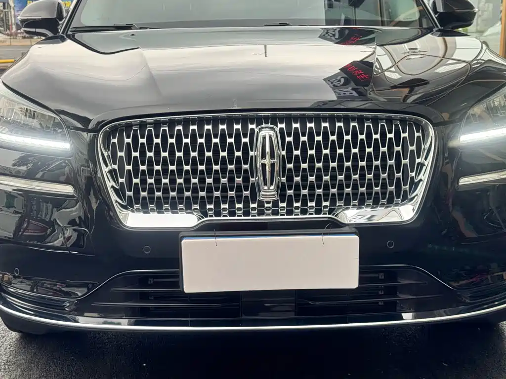 Lincoln Corsair — миниатюра 6