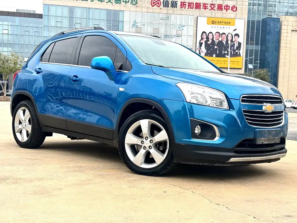 Chevrolet Trax 1.4T Auto 2WD Luxury Type, фото 3