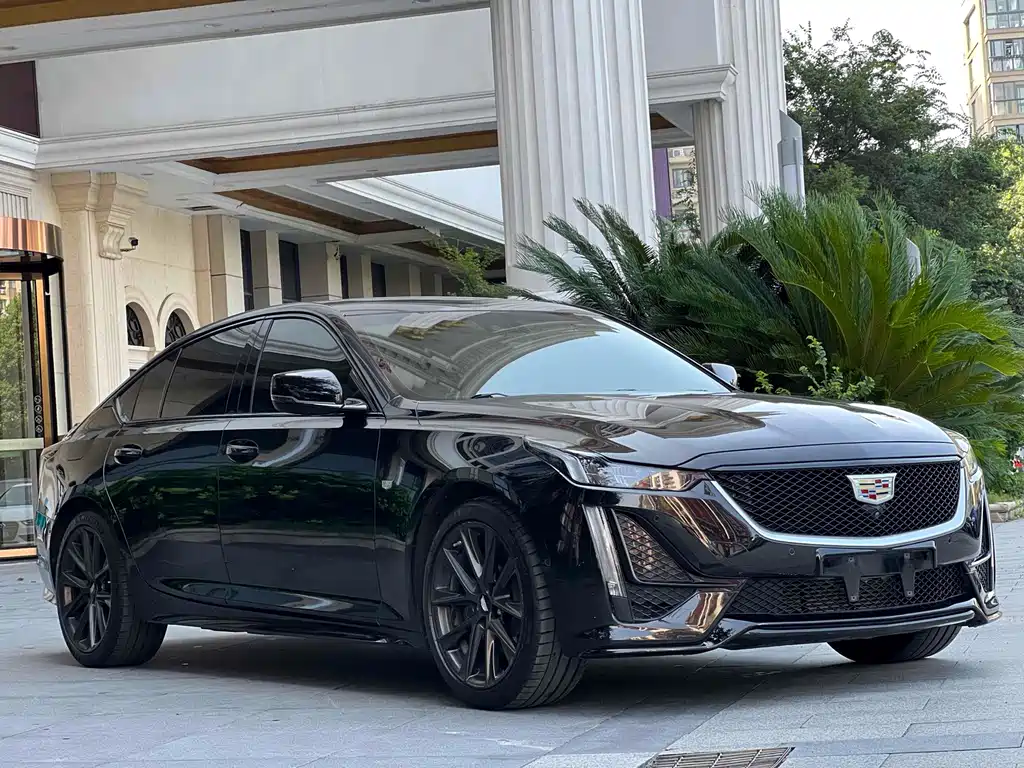 Cadillac CT5 — миниатюра 3