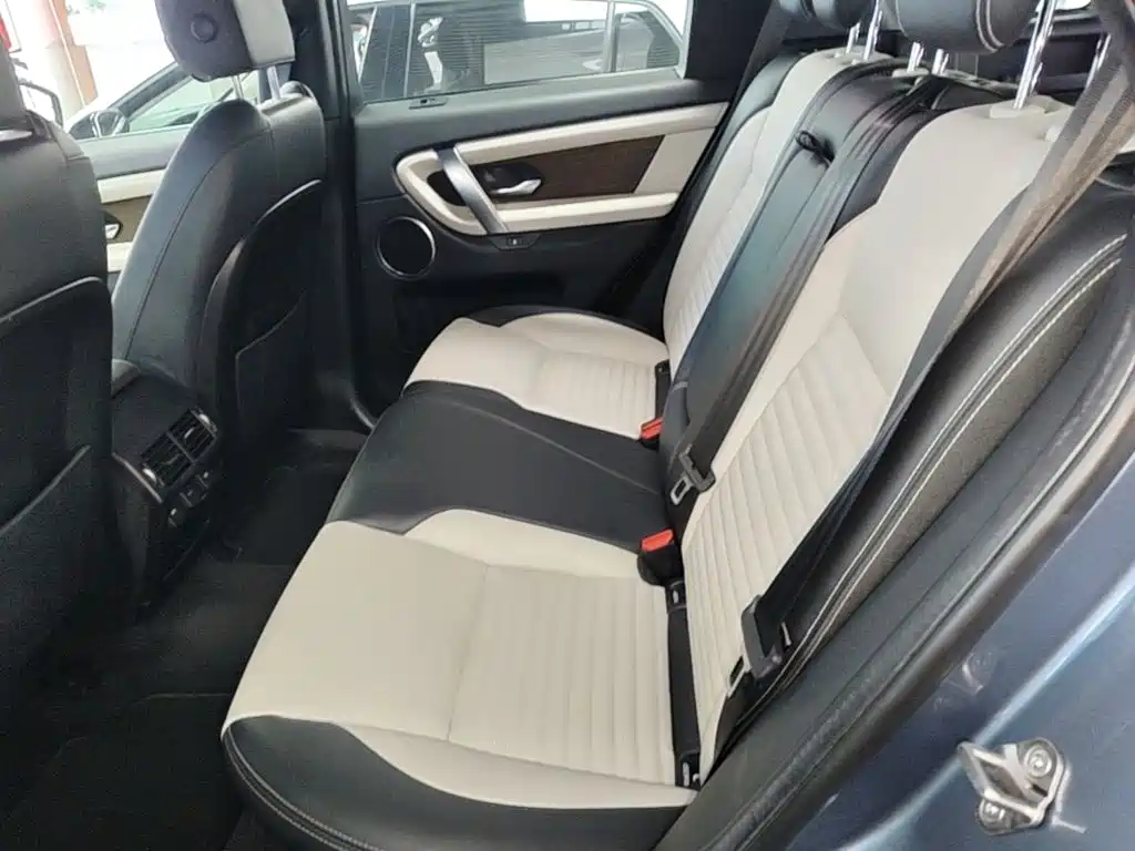 Land Rover Discovery Sport — миниатюра 17