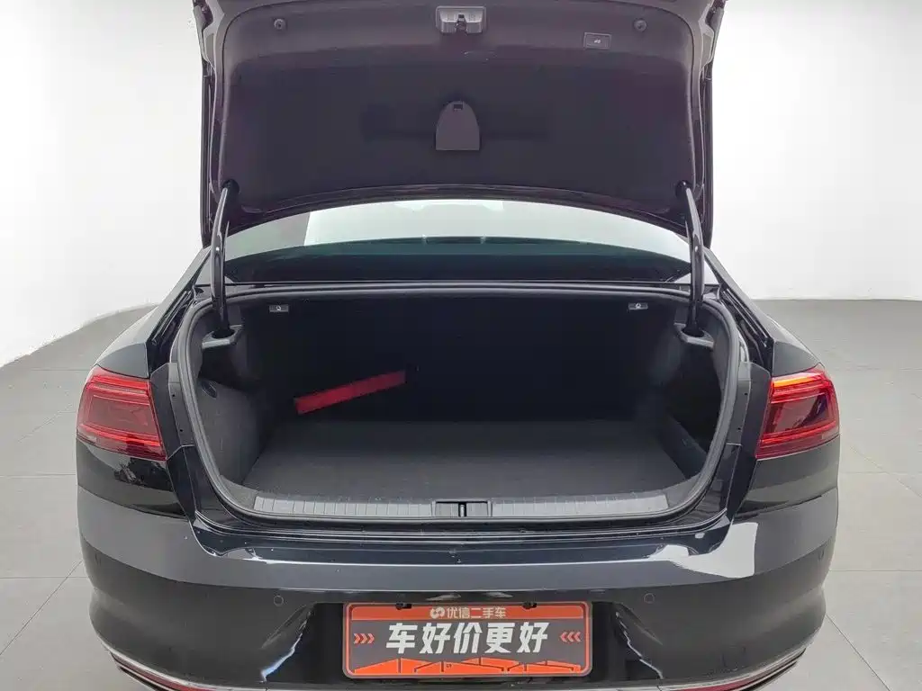 Volkswagen 迈腾 PHEV — миниатюра 16
