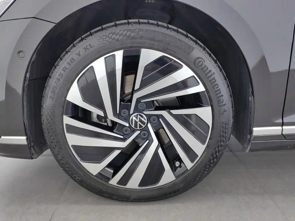 Volkswagen 迈腾 PHEV — миниатюра 17