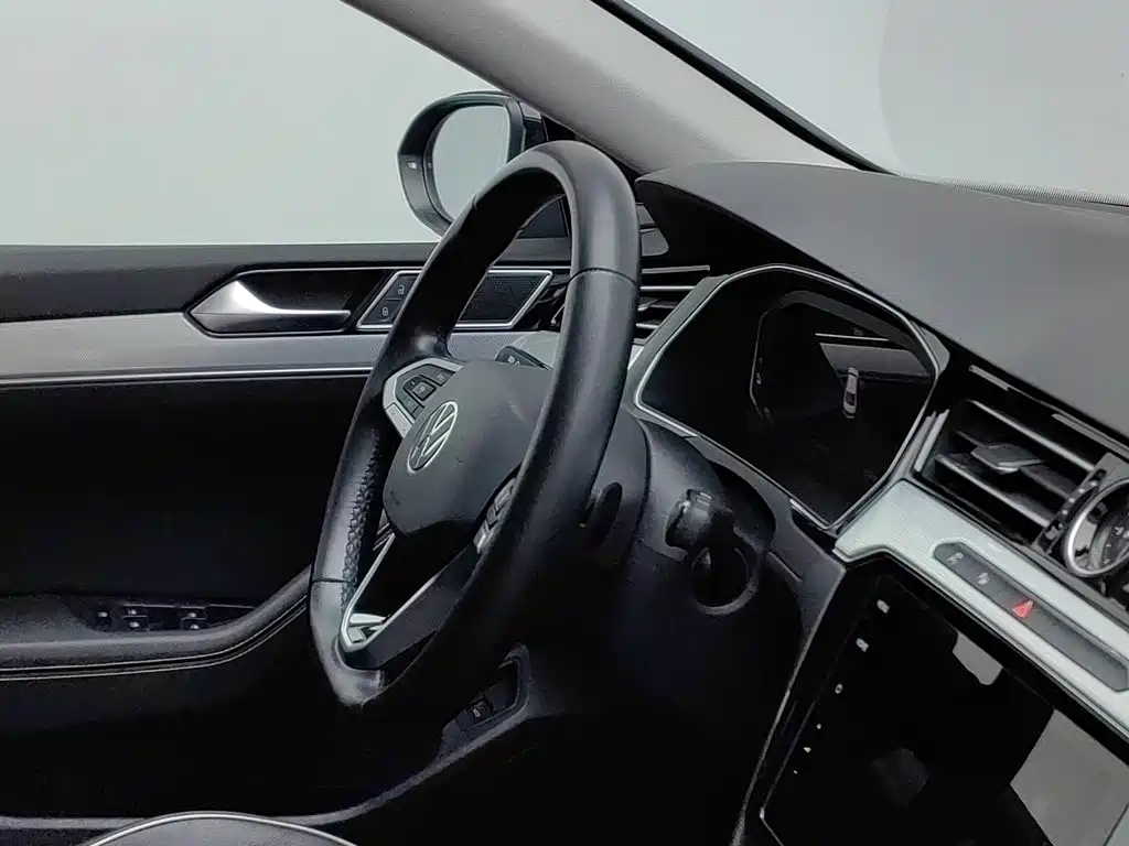 Volkswagen 迈腾 PHEV — миниатюра 22