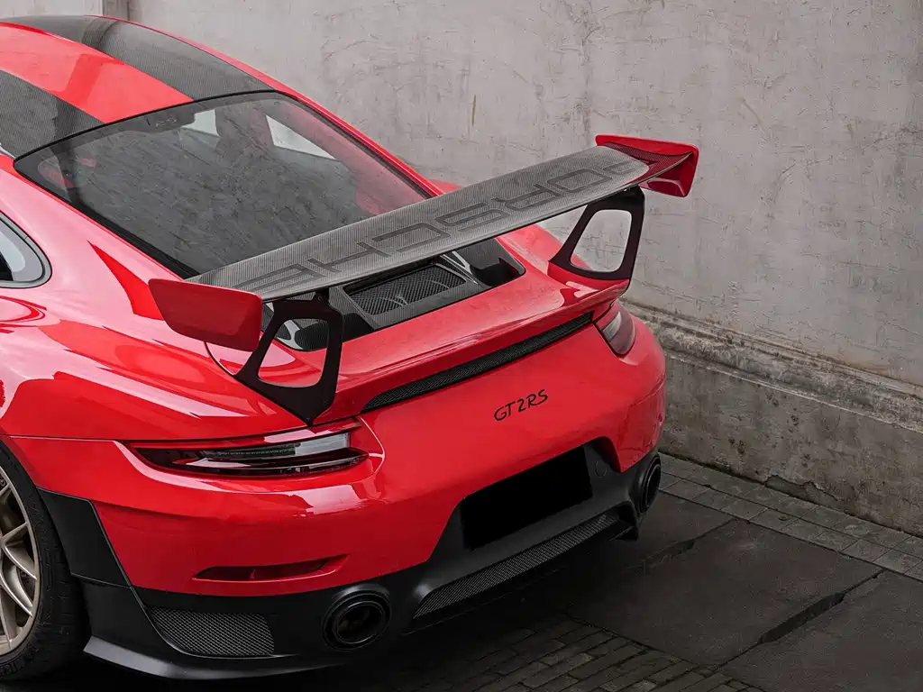 Porsche 911 2018 GT2 RS 3.8T