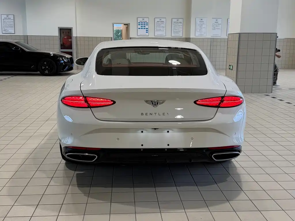 Bentley Continental PHEV — миниатюра 12