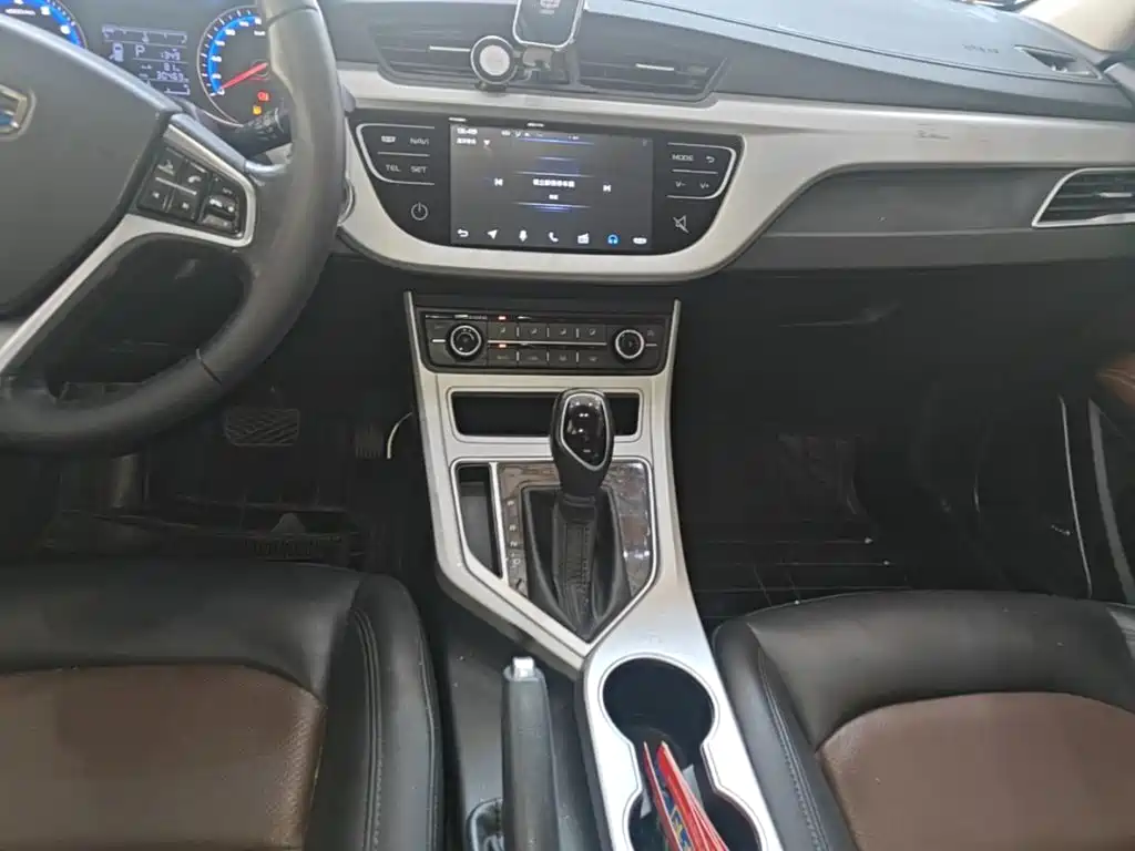 Geely Vision — миниатюра 13