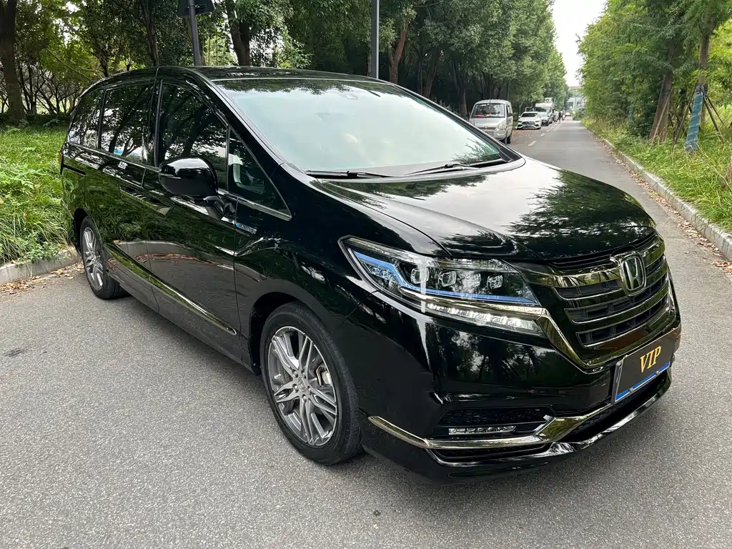 Honda Elysion — миниатюра 2