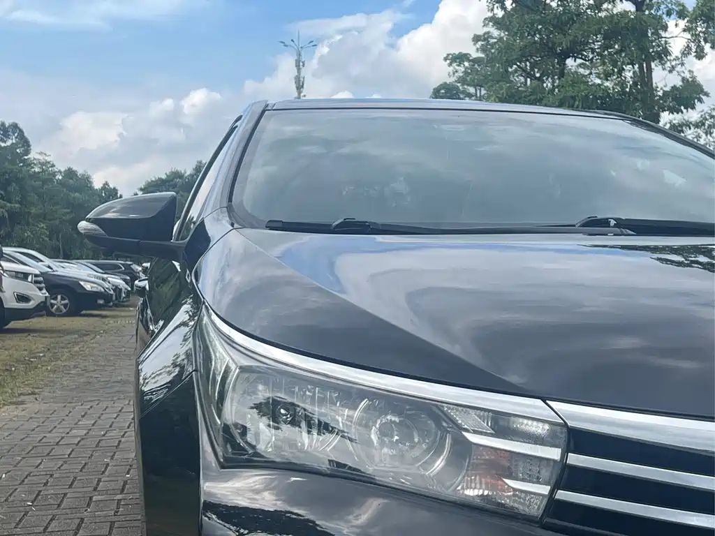 Toyota Corolla — миниатюра 5