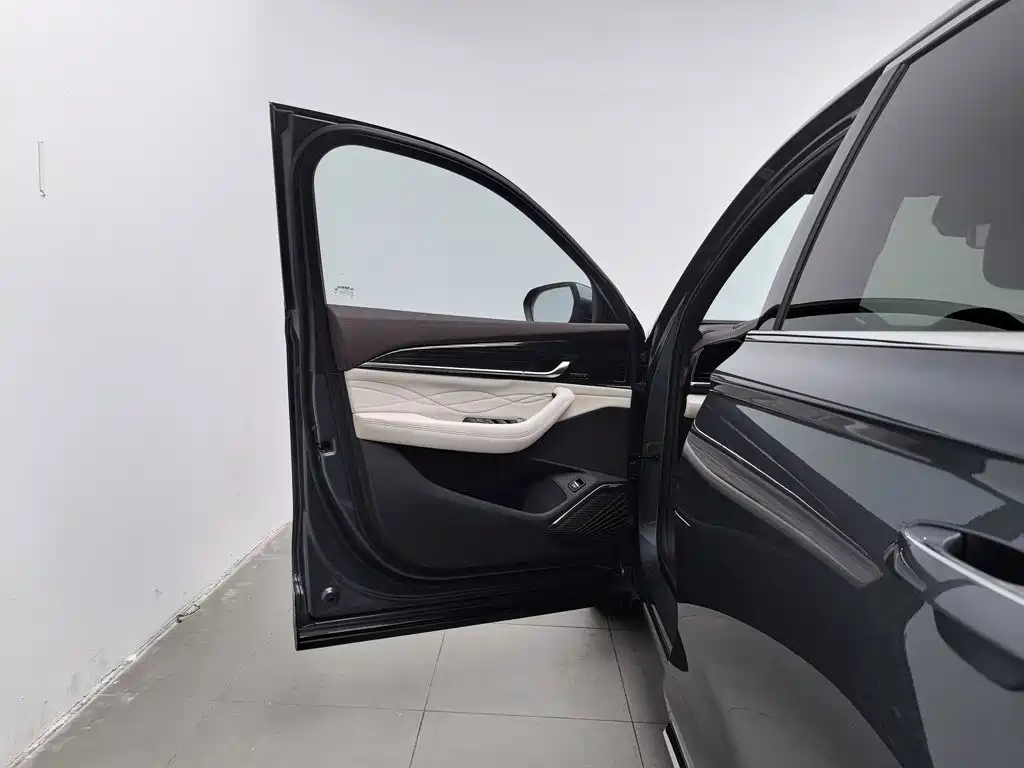 Geely Xingyue L — миниатюра 8