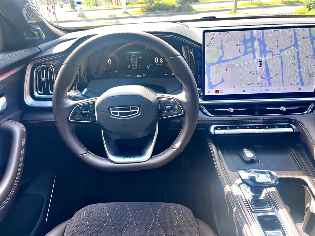 Geely Xingyue L — миниатюра 15