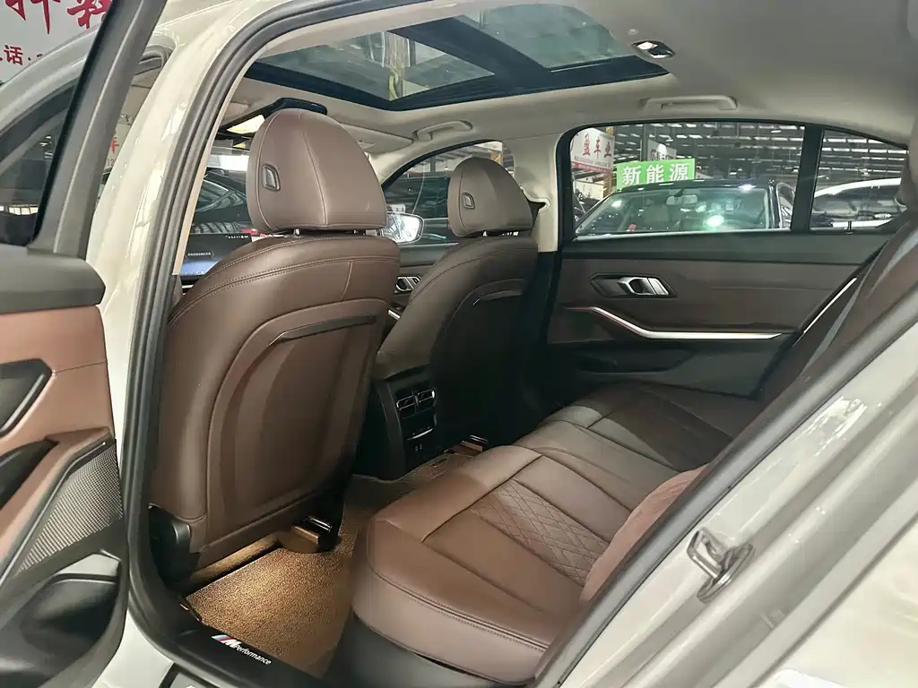 BMW 3 Series — миниатюра 11