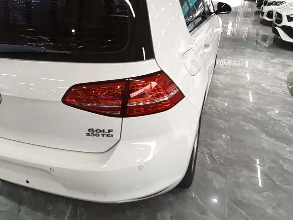 Volkswagen Golf — миниатюра 8