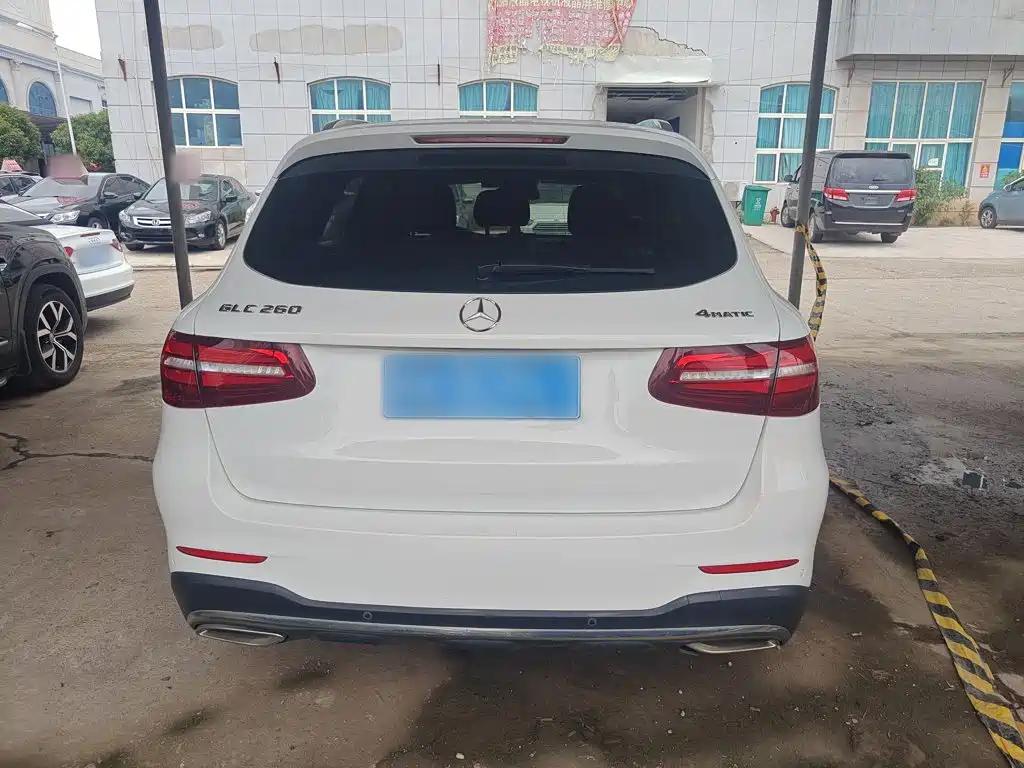 Mercedes-Benz GLC 2017 GLC 260 4MATIC Luxury