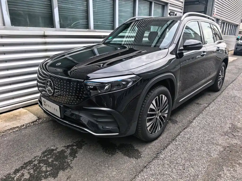 Mercedes-Benz EQB