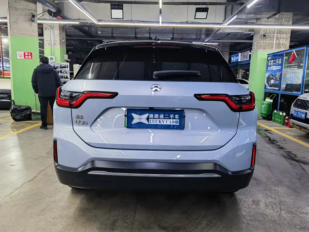 NIO NIO ES6