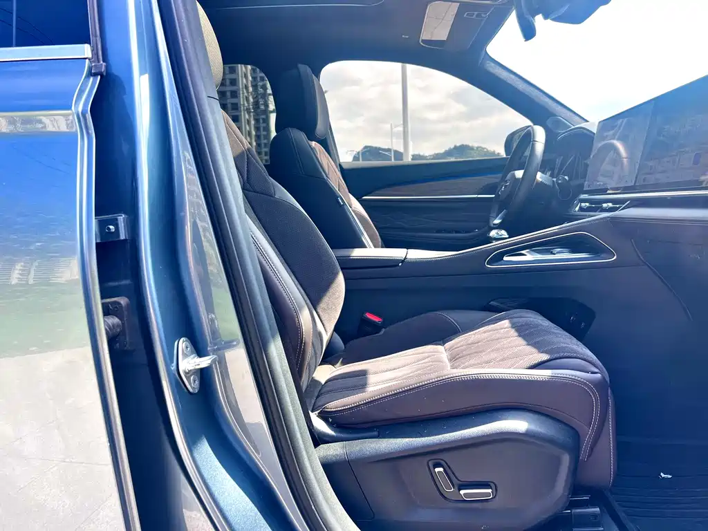 Geely Xingyue L — миниатюра 17