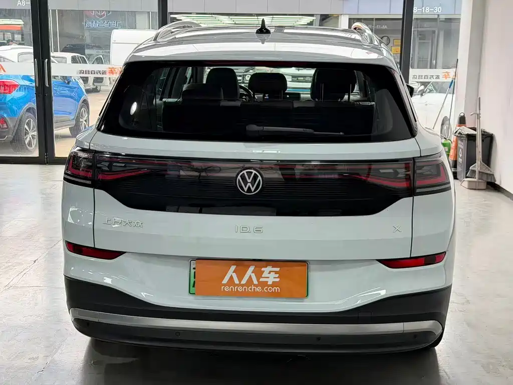 Volkswagen ID.6 X — миниатюра 18