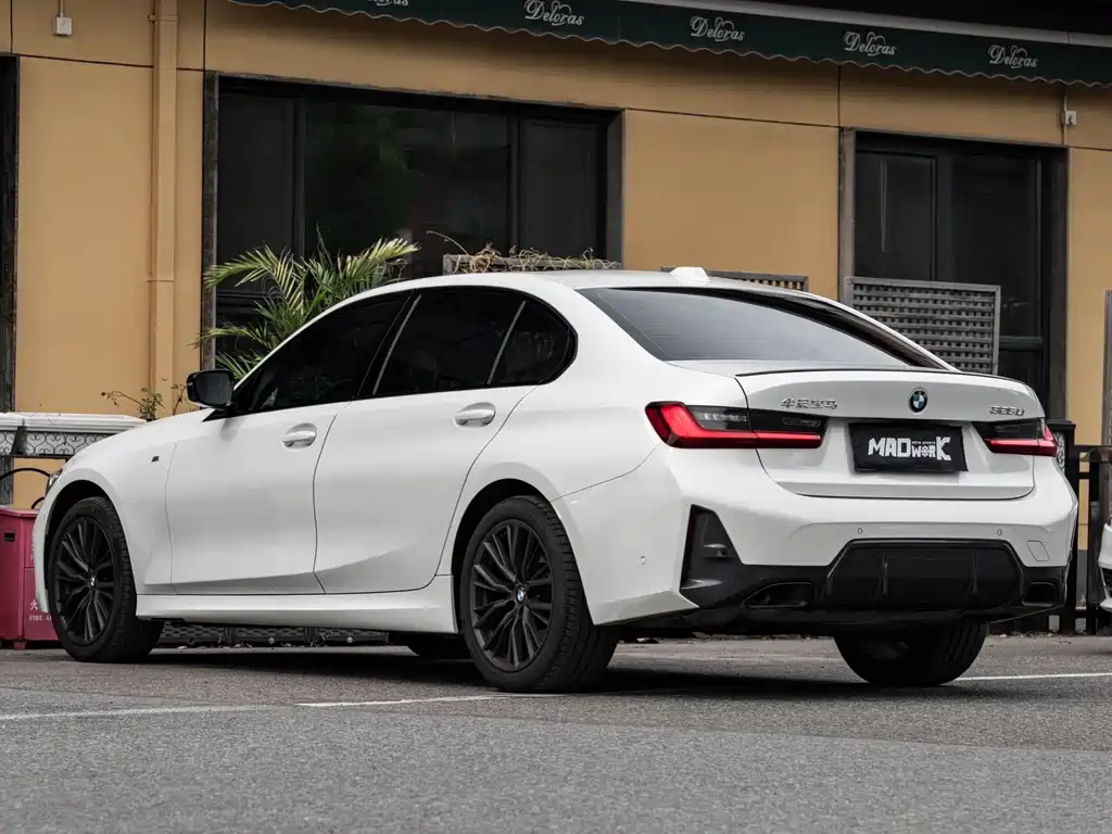 BMW 3 Series — миниатюра 9