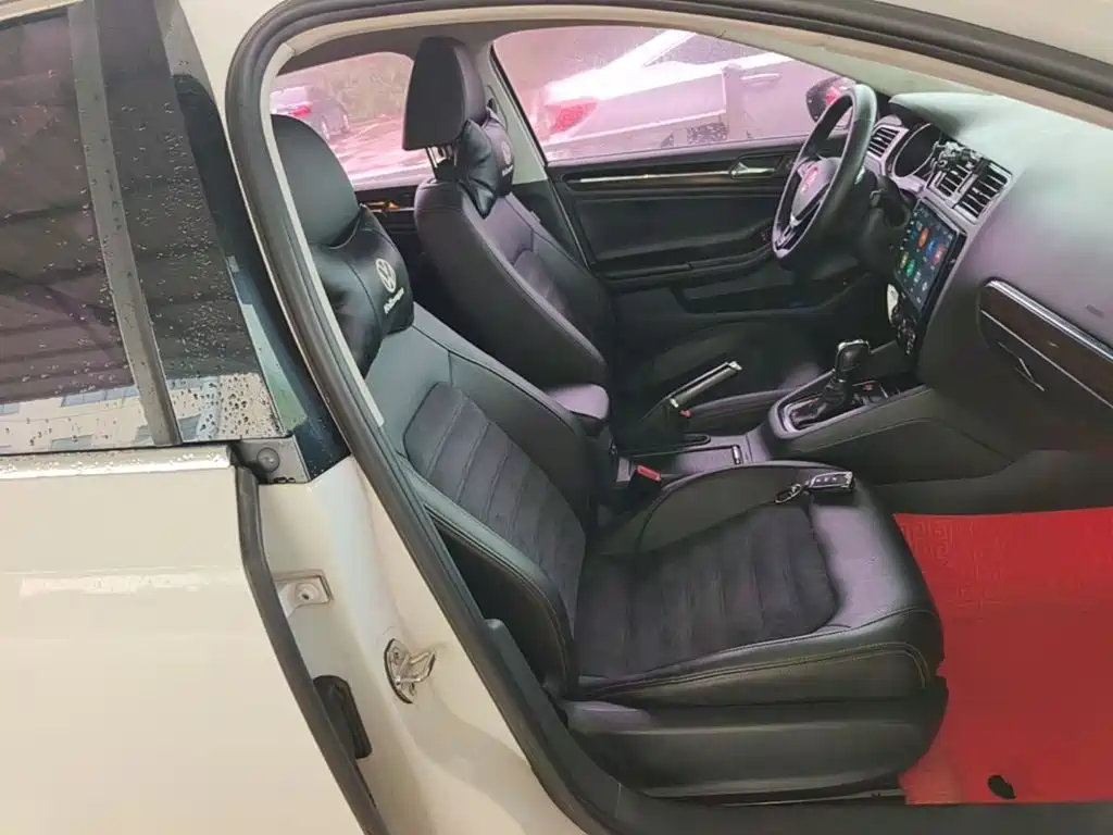 Volkswagen Sagitar — миниатюра 25