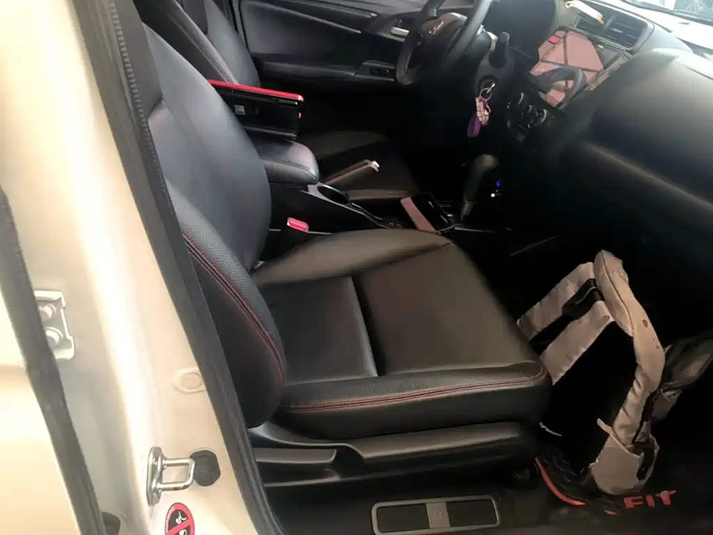 Honda Fit — миниатюра 25