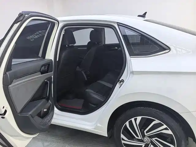 Volkswagen Sagitar — миниатюра 11