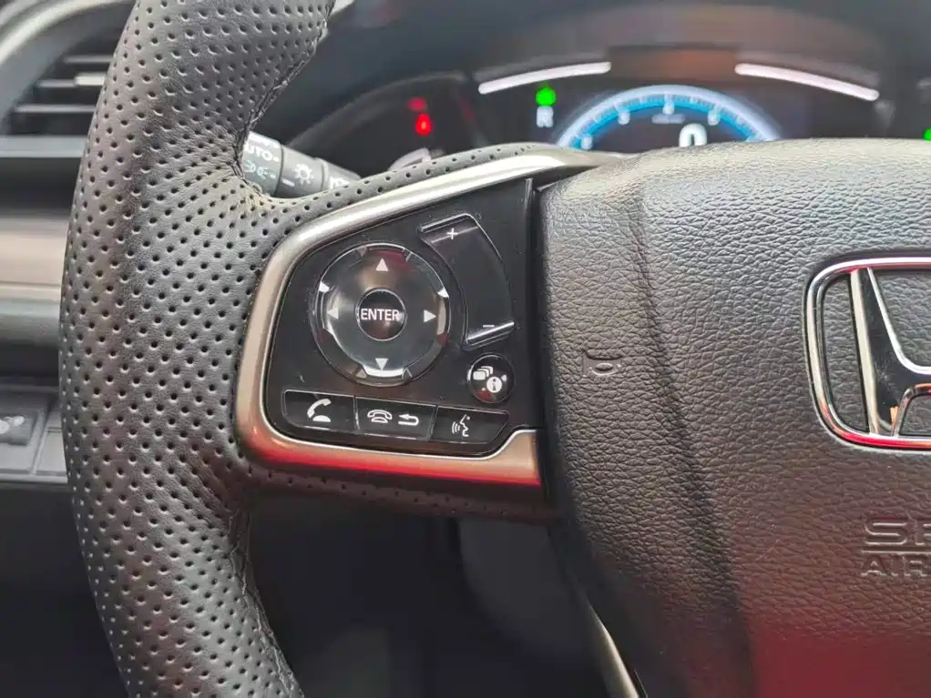Honda Civic — миниатюра 18