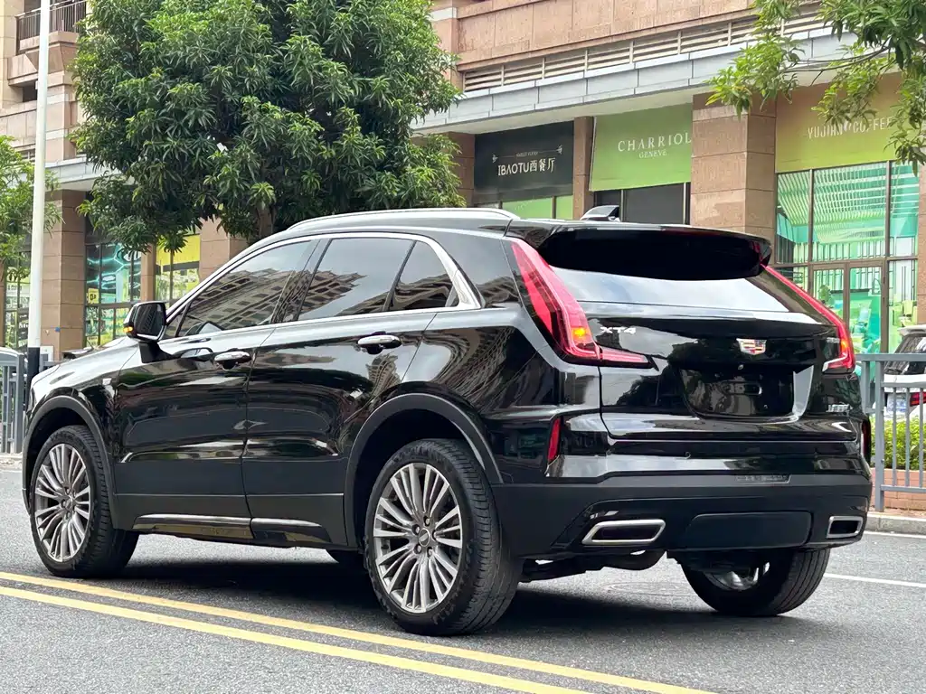 Cadillac XT4 — миниатюра 5