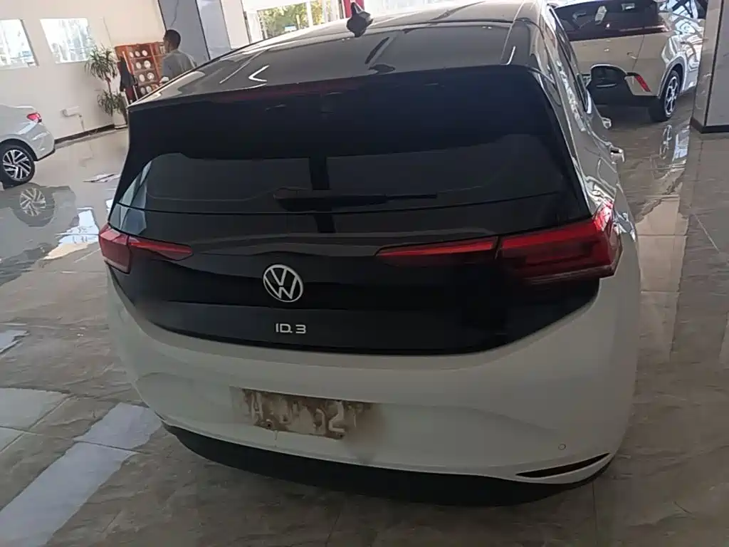 Volkswagen ID.3 — миниатюра 6