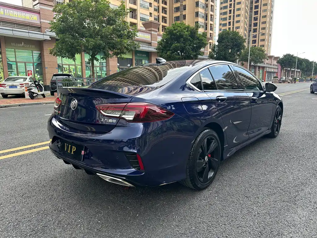 Buick Regal — миниатюра 6