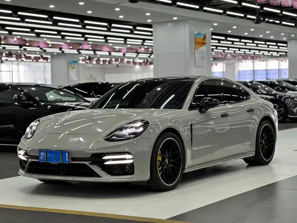 Porsche Panamera 2019
