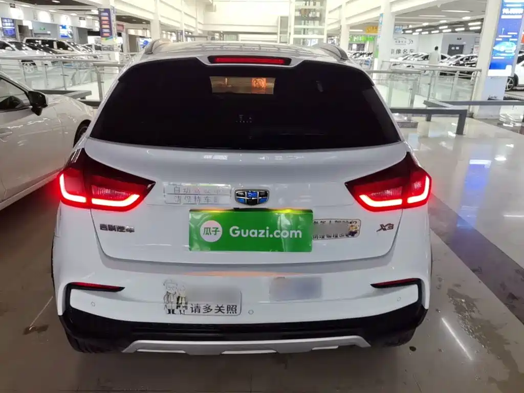 Geely Vision X3 — миниатюра 6